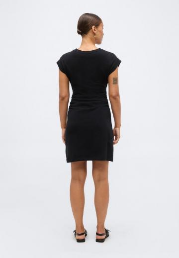 Короткое платье