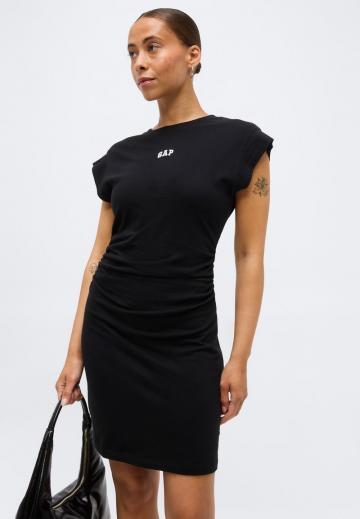 Короткое платье