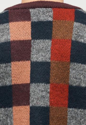 Вязаная кофта