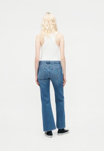 Свободные джинсы