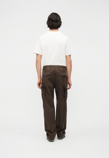 Брюки с накладными карманами