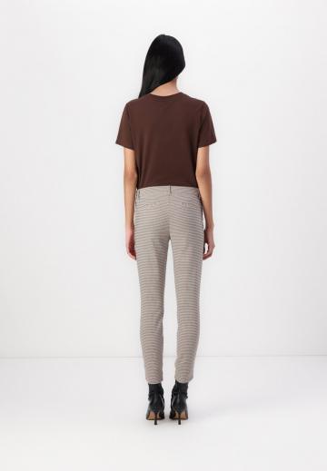 Узкие брюки