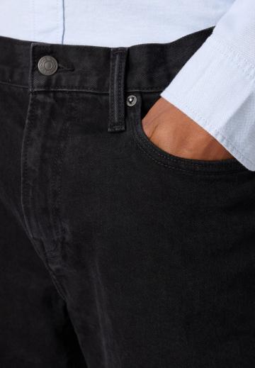 Клешеные джинсы