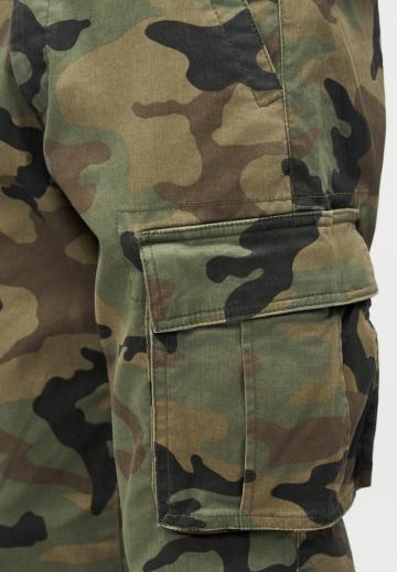 Брюки с накладными карманами