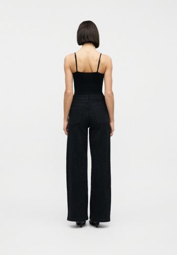 Свободные джинсы