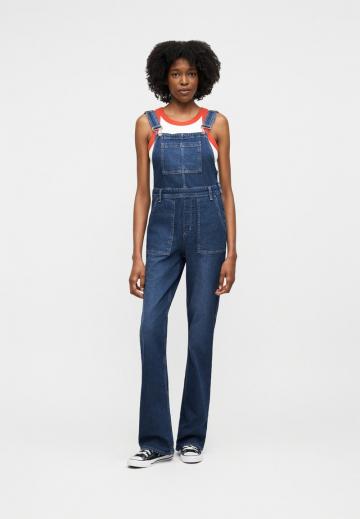 Джинсовый комбинезон