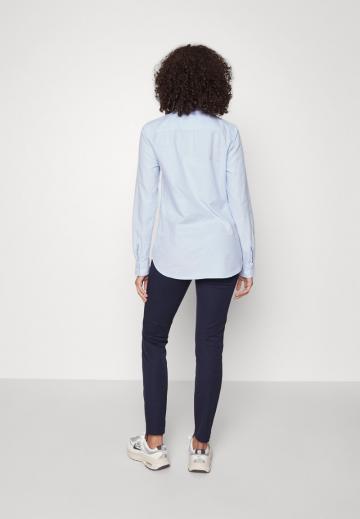 Узкие джинсы