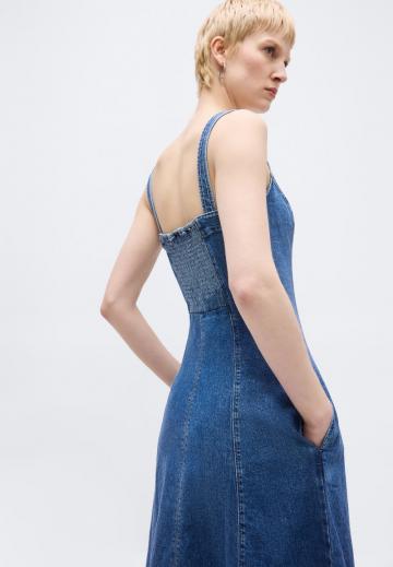 Джинсовый комбинезон