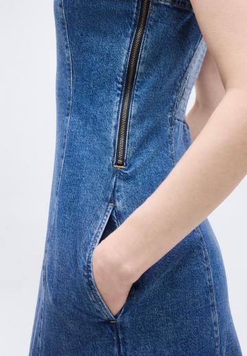 Джинсовый комбинезон