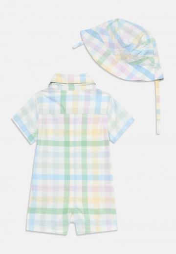 Набор одежды