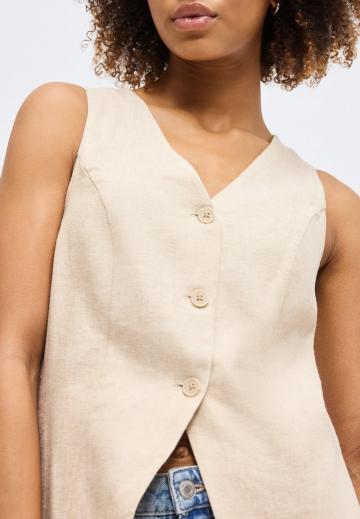 Джинсовая жилетка