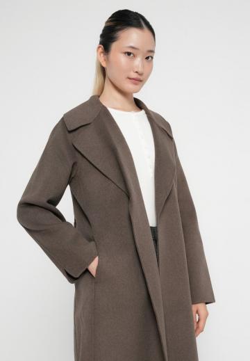 Шерстяное пальто