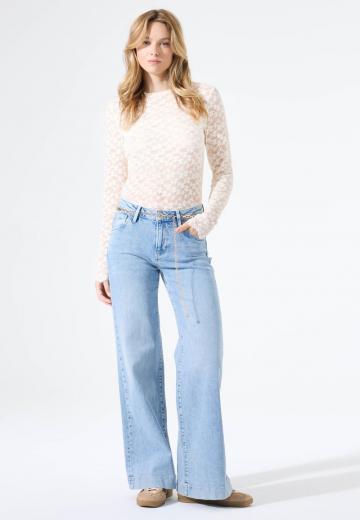 Кружевная блузка