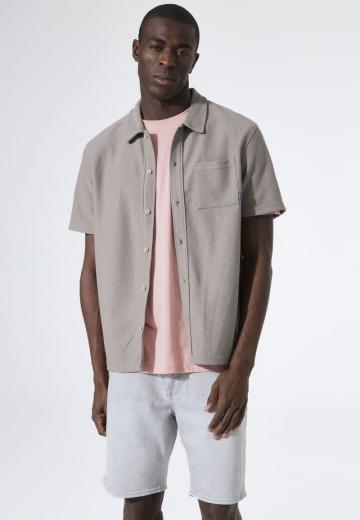 Рубашка с коротким рукавом