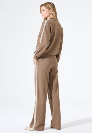 Спортивные штаны