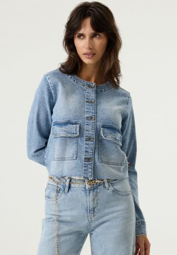 Короткая куртка