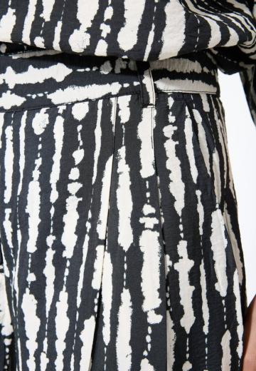 Прямые брюки