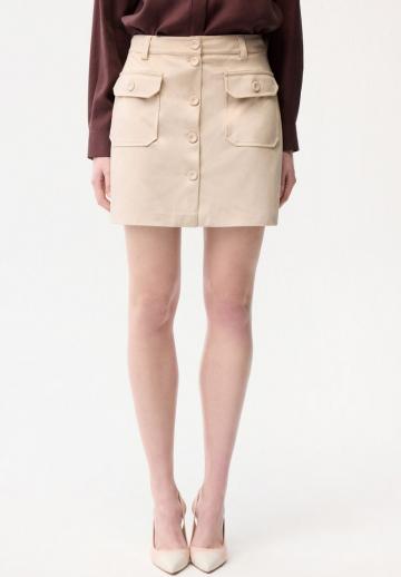 Юбка с накладными карманами