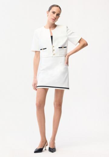 Короткий блейзер