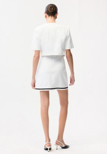 Короткий блейзер