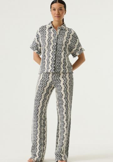 Прямые брюки