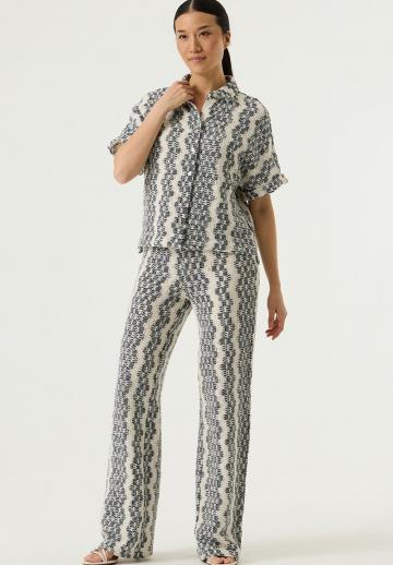 Прямые брюки