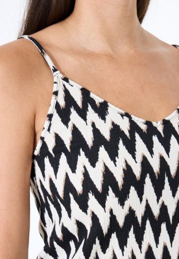 Топ на бретельках