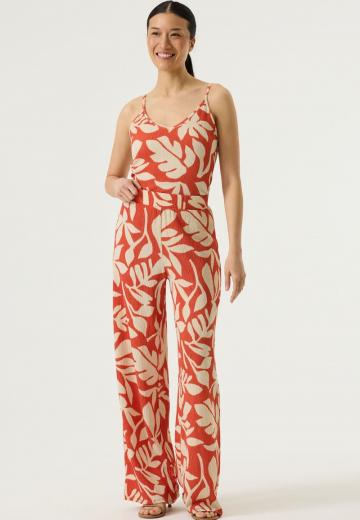 Топ на бретельках