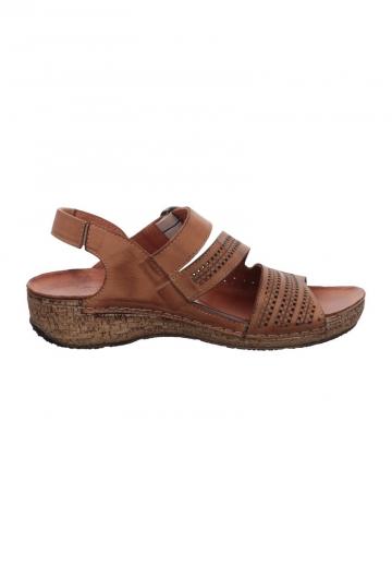 Босоножки на танкетке