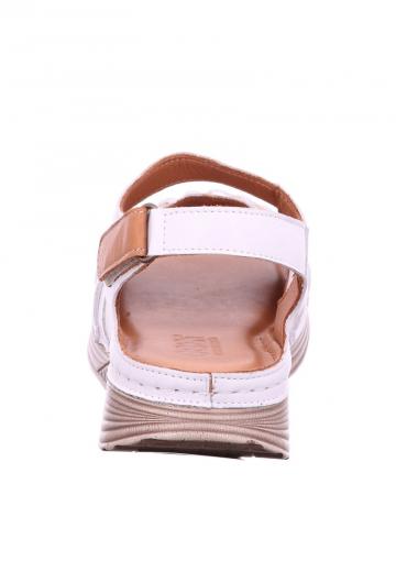 Босоножки на танкетке