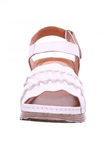 Босоножки на танкетке