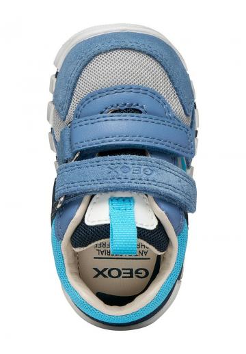 Детская обувь