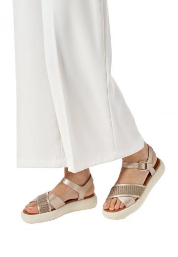 Босоножки на платформе