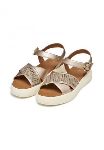 Босоножки на платформе