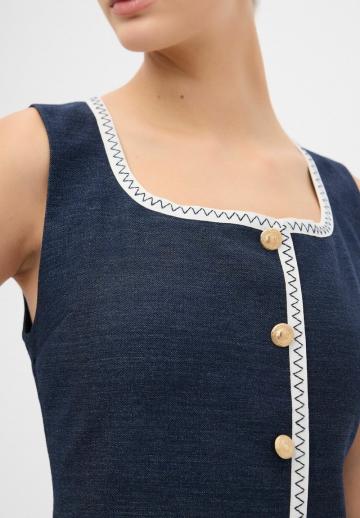 Джинсовый комбинезон