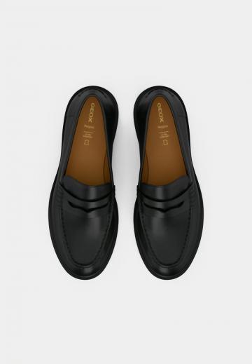 Полуботинки