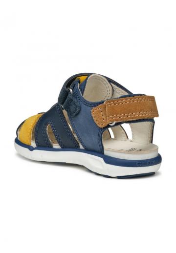 Детская обувь