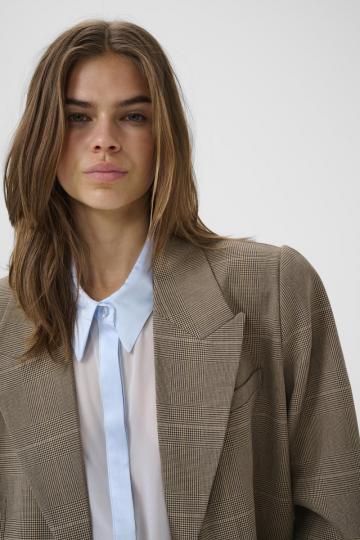 Длинный блейзер