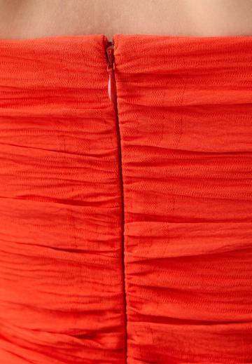 Топ без бретелек