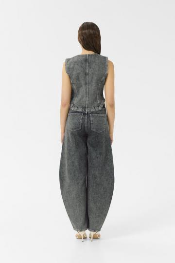 Свободные джинсы