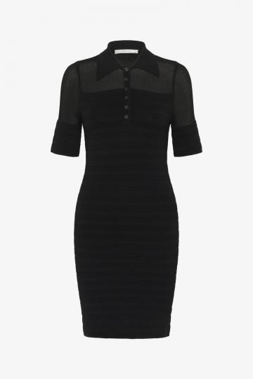 Вязаное платье