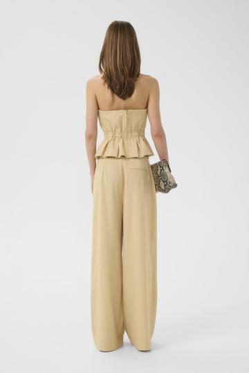 Топ без бретелек