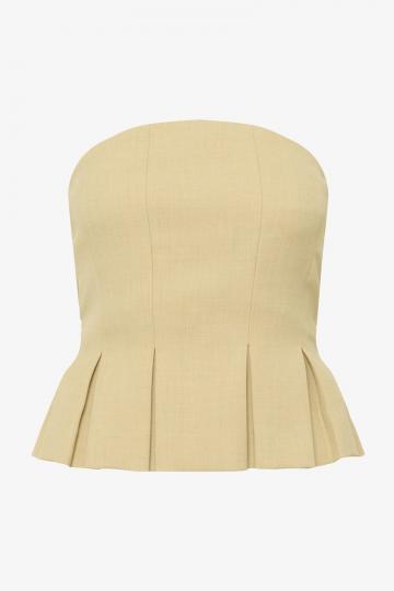 Топ без бретелек