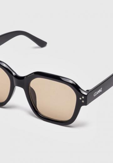 Солнечные очки