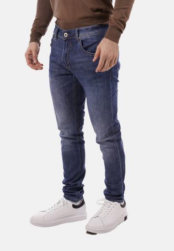 Узкие джинсы