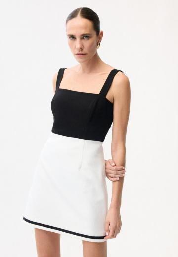 Платье футляр