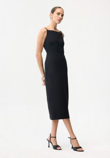 Платье футляр