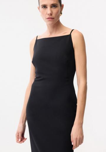 Платье футляр