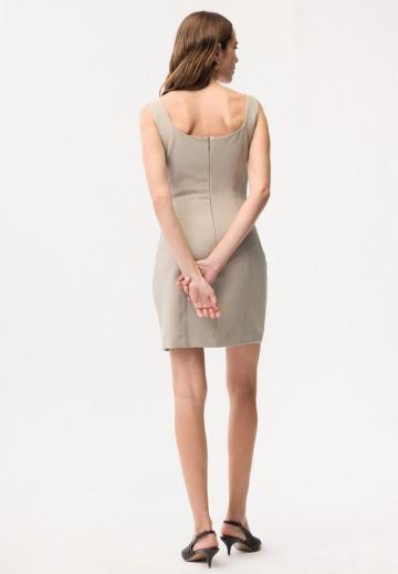 Платье футляр