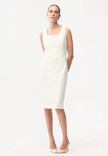 Платье футляр